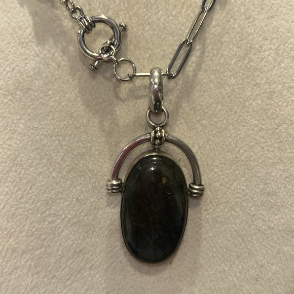 Oval Labradorite Pendant with Open Links &  Beaded Toggle Necklace-Boutique - Picture 2 of 11